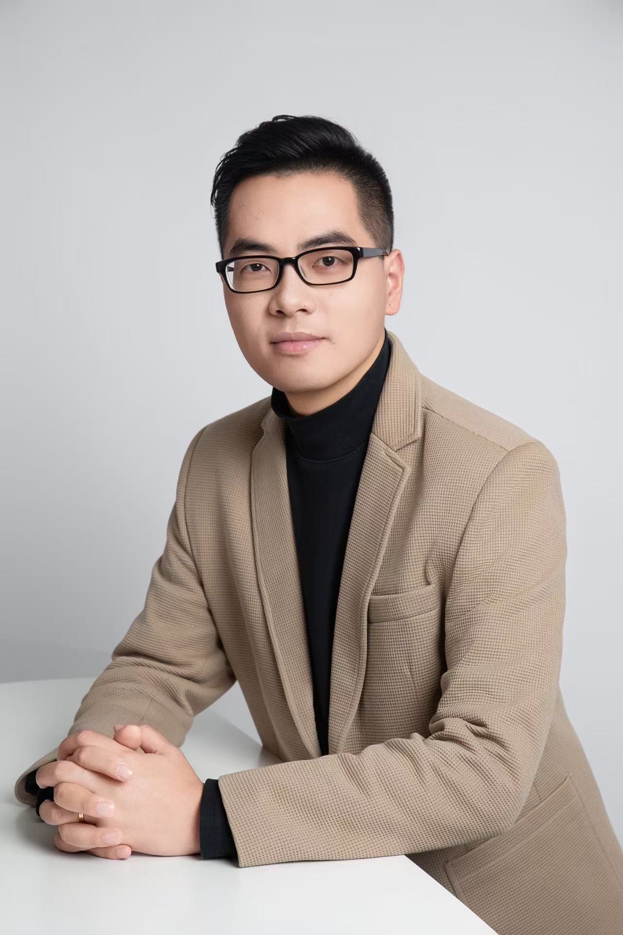 点击此处修改教师形象照片